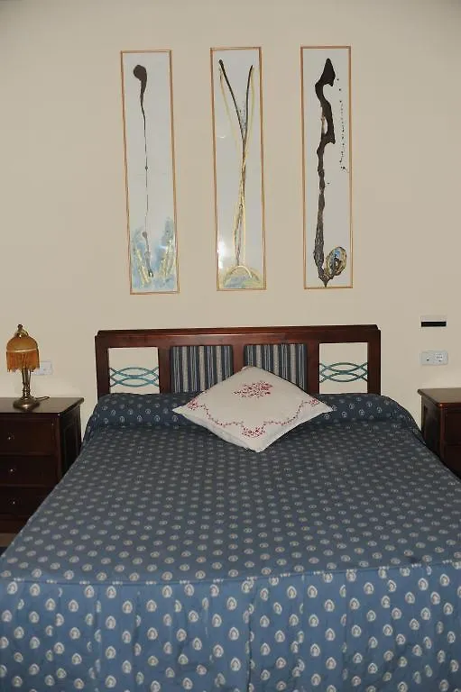 **  Petit Hotel Sa Placa Petra  Spain