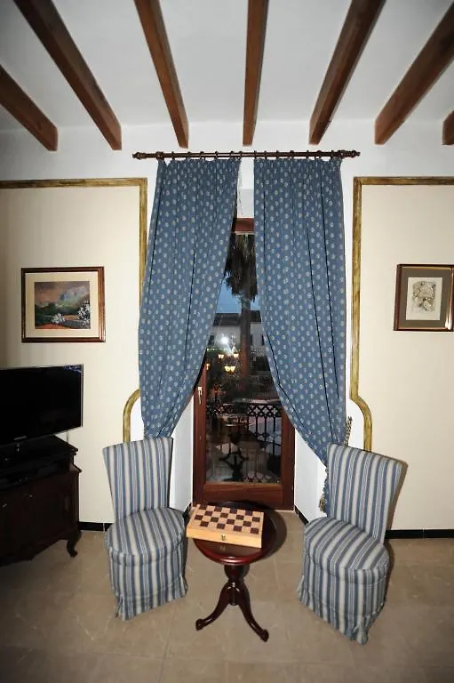 Petit Hotel Sa Placa Petra