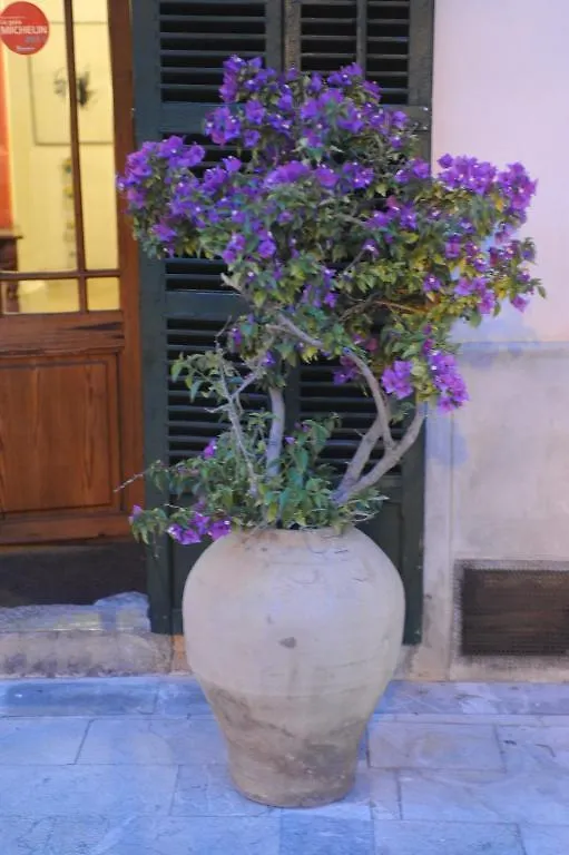 Petit Hotel Sa Placa Petra  2*, Petra (Mallorca) Spain